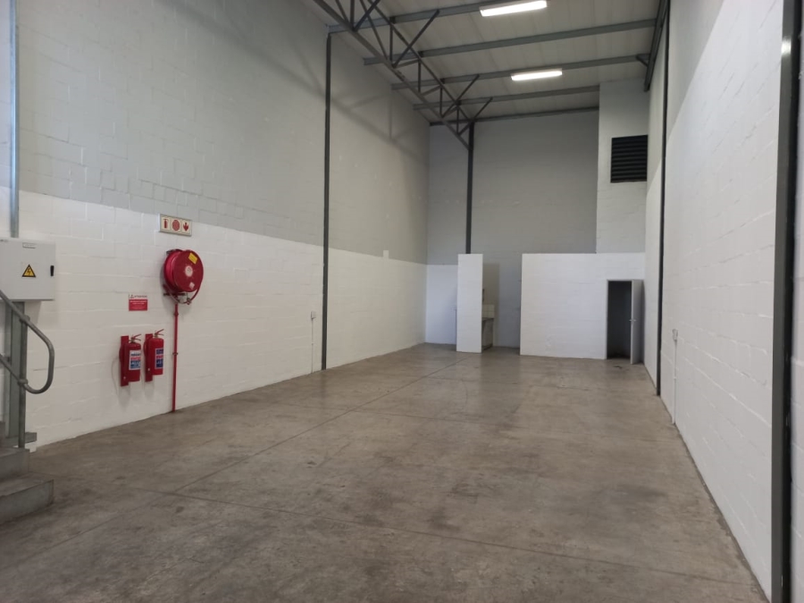 To Let commercial Property for Rent in Maitland Western Cape